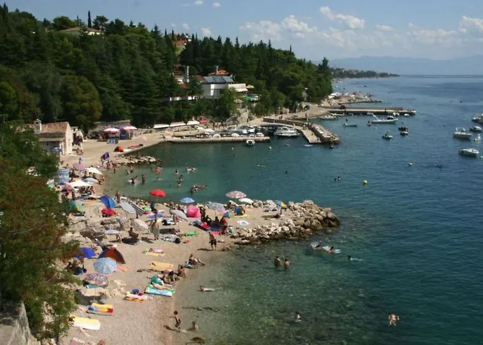 Appartement Studio-appartement 70m Vom Entfernt By Interhome *