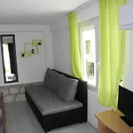 Studio-appartement 70m Vom Entfernt By Interhome Dramalj